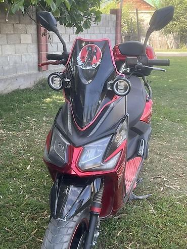 строкер stroker: Макси-скутер 150 куб. см, Бензин, Новый — 1