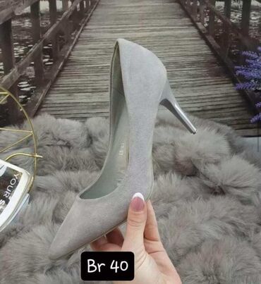 Salonke: Salonke, Bona, 37 — 6