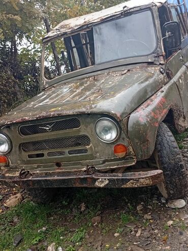 последующий выкуп авто бишкеке: UAZ 469 off-road avtomobili - Korpus: klassik hərbi-yaşıl rəng, metal
