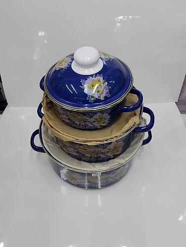 кастрю: Набор эмалированных кастрюль с крышками, 3 предмета. - Материал — 2