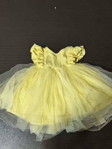 платье детское на новый год: Детское платье, цвет - Желтый, Б/у