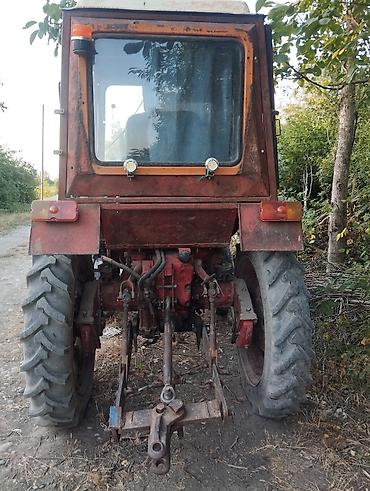 Traktorlar: Traktor MTZ tipli, kabinalı, arxa 3 nöqtəli asqı və qoşqu qarmağı ilə — 3