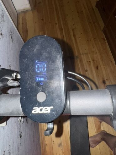 elektro skuter: Б/у Электросамокат ≤ 5", ≤ 250 Вт, 26 - 35 км/ч, Самовывоз