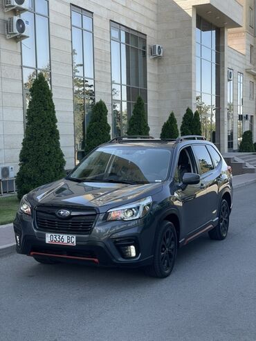 продаю в связи с переездом: Subaru Forester: 2019 г., 2.5 л, Вариатор, Бензин, Кроссовер