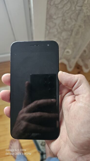 telefon j2: Samsung Galaxy J2 Core, цвет - Черный, Сенсорный, Две SIM карты