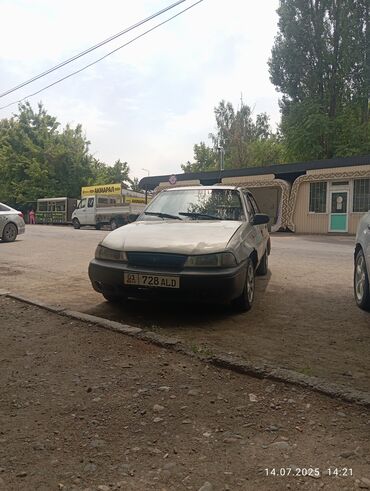 дизельный автомобиль: Daewoo Nexia: 2006 г., 1.5 л, Механика, Бензин, Седан