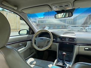 audi a7: Volvo S80: 2.4 l | 2002 il 290 km Sedan — 5