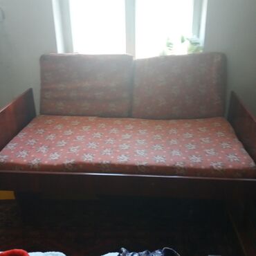 двухъярусная кровать для взрослых с диваном: Диван-кровать, цвет - Коричневый, Б/у