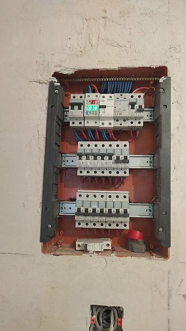 Elektrik işləri: Her Nov elektrik isleri evler ve ofisler.votsap aktivdi — 2