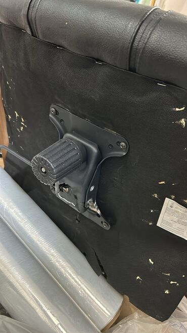 купить кресло для офиса: С колесиками, Ткань