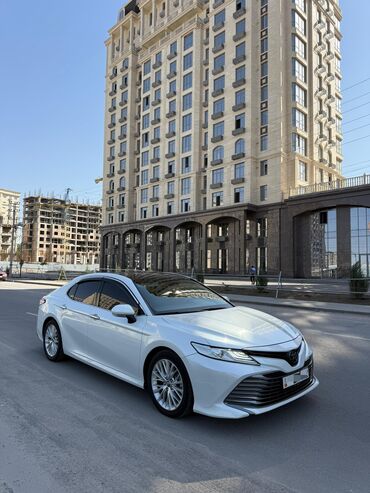 масло в коробку: Toyota Camry: 2018 г., 2.5 л, Автомат, Бензин, Седан