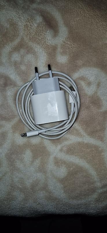 Simsiz şarj cihazı Apple, 20 Vt, İşlənmiş