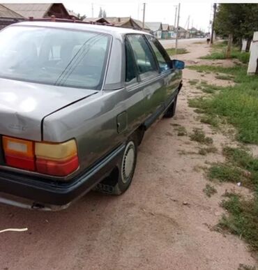 Audi: Audi 100: 1988 г., 2 л, Механика, Бензин, Седан — 9