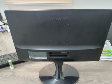 изогнутый монитор для компьютера: Монитор, Samsung, Б/у, LED, 19" - 20"