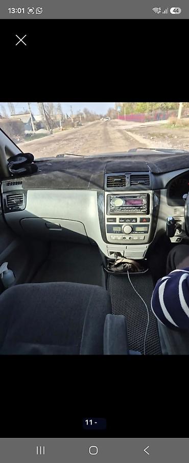 вип номер машина: Toyota Ipsum: 2002 г., 2.4 л, Автомат, Бензин, Минивэн — 7