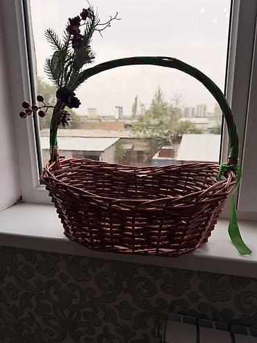 корзина под елку: Плетёные корзины декоративные (2 шт.) 1) Корзина из лозы с ручкой и — 2