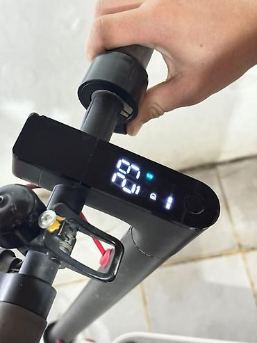 dji 2: Электросамокат, Xiaomi, Б/у — 3