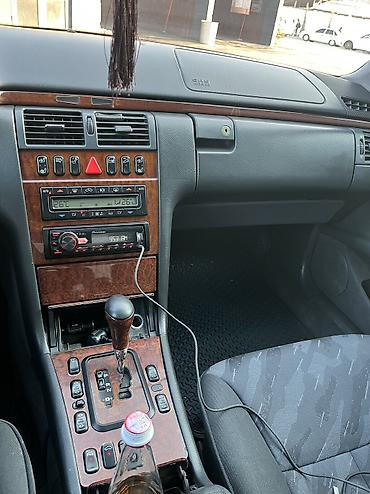 Mercedes-Benz: Mercedes-Benz E-Class: 2001 г., 2.8 л, Автомат, Бензин, Седан — 11