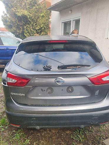 4x4: GEPEK VRATA ZA NISSAN QASHQAI | gepek vrata za nissan qashqai j11 — 2
