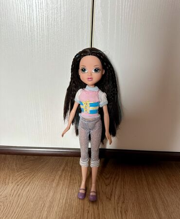 lutka za frizure igračka: Moxie lutka original, lepo ocuvana
#bratz #moxie #barbie