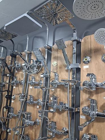 duw: Duş sistemi – kvadrat yağış duşu və əl duşu ilə - Üst başlıq: kvadrat — 2