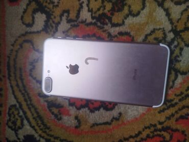 часы с калькулятором: IPhone 7 Plus, Б/у, 128 ГБ, Desert Titanium, Зарядное устройство, 63 %