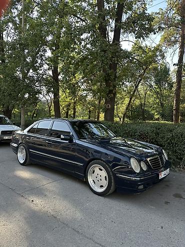 Mercedes-Benz E-Class: 2001 г., 4.3 л, Автомат, Бензин, Седан