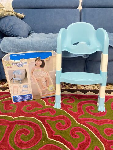 Другая детская мебель: Лестница помощница для унитаза состояние отличное 800 с торг уместен