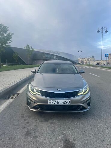 taksi ucun en yaxsi masin: Kia Optima: 1.6 l | 2018 il Sedan
