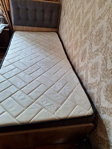 Çarpayi +matras 160azn. yeni kimidi 370azne alinmişdi. baza yoxdu
