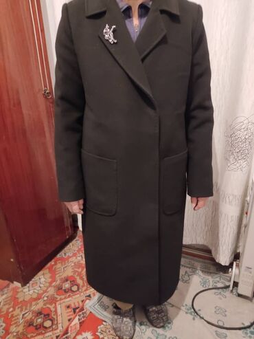 продаю женское пальто: Пальто