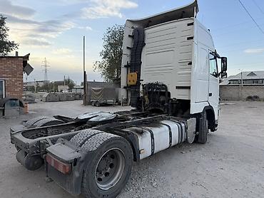 вольво зеркало: Тягач, Volvo, 2012 г., Тентованный — 5