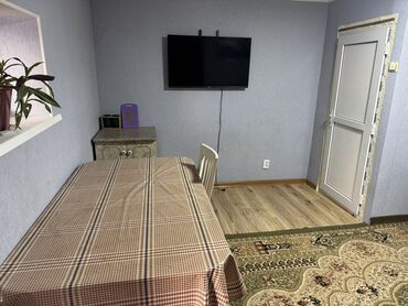 сдам комнату девушке: 40 м², С мебелью