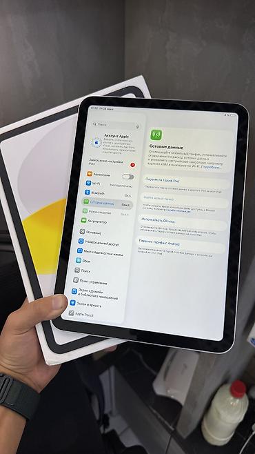 ipad 64: Планшет, Apple, память 256 ГБ, 10" - 11", 5G, Б/у, Детский цвет - Серебристый — 2