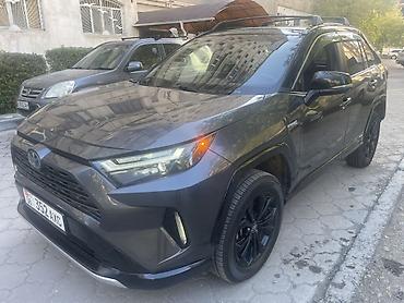Toyota: Toyota RAV4: 2022 г., 2.5 л, Гибрид, Кроссовер — 3