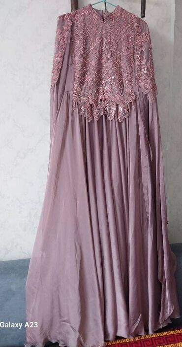 вечерние платье чёрный: Кече көйнөгү, Узун модель, 2XL (EU 44) lalafo.kg да вечерние платье чёрный: Кече көйнөгү, Узун модель, 2XL (EU 44)