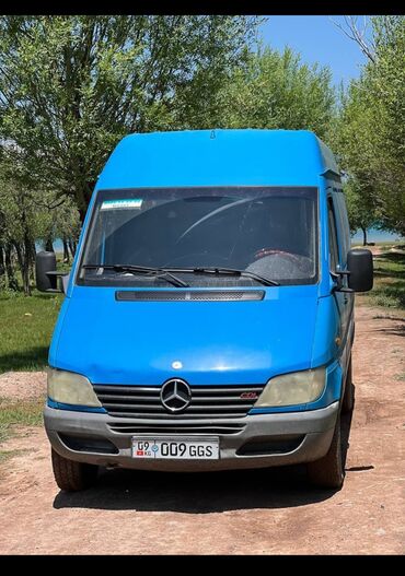 плафон на спринтер: Грузовое такси на базе фургона Mercedes-Benz Sprinter (CDI), с высоким