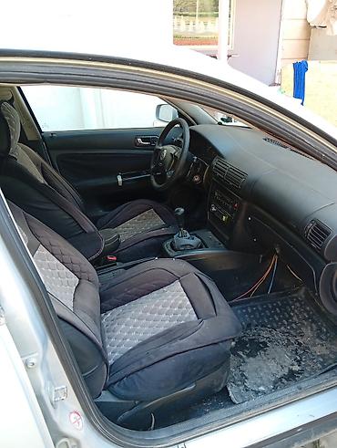 фолсваген б 5: Volkswagen Passat: 1997 г., 1.6 л, Кол менен иштөөчү, Бензин, Седан — 8