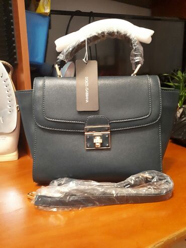синяя сумка: Срочно продам новую шикарную люксовую сумку Dolce&Gabana,покупали