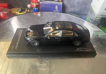 Avtomobil modelləri: Коллекционная модель Mercedes-Maybach S-class X222 obsidian black 2019 — 29