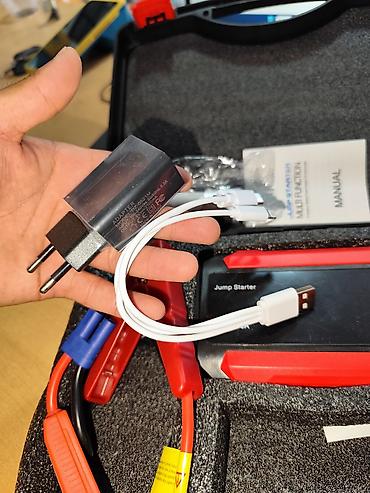 Аксессуары и тюнинг: Пуско-зарядное устройство Jump Starter 12V Компактный — 4