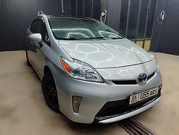 aion 60i: Toyota Prius: 2014 г., 1.8 л, Автомат, Гибрид, Хэтчбэк — 3