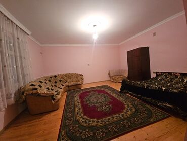 Uzunmüddətli kirayə evlər: 40 kv. m, 2 otaqlı -da lalafo.az — 5 Uzunmüddətli kirayə evlər: 40 kv. m, 2 otaqlı — 5