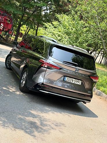 тайота сияана: Toyota Sienna: 2021 г., 2.5 л, Автомат, Гибрид, Минивэн — 4