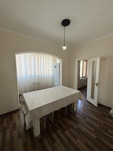 Продажа квартир: 3 комнаты, 98 м², 4 этаж — 4