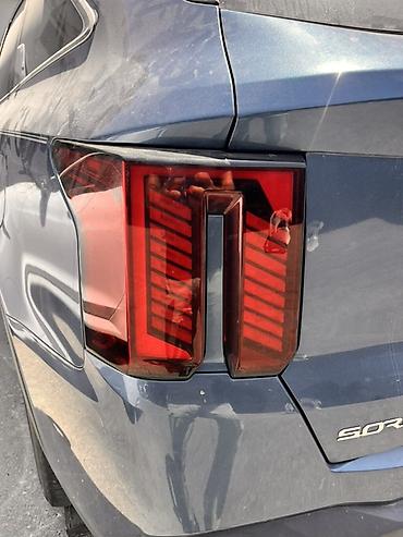 led isıq: Kia Sorento arxa sağ/sol LED stop fənərləri (2021+ model xətti üçün) — 1