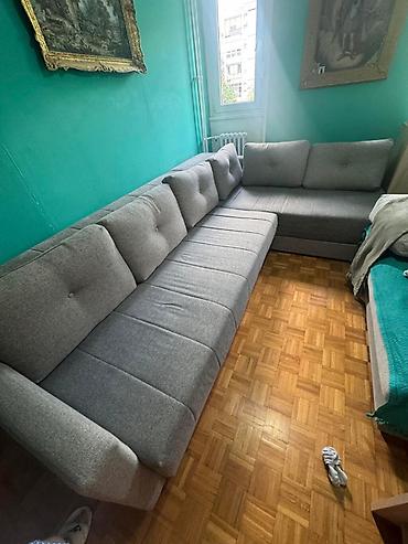 tablom: Ugaona garnitura na razvlačenje – očuvana Prodaje se očuvana ugaona — 1