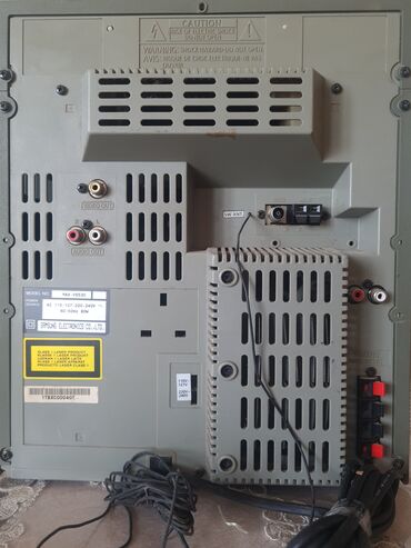 Musiqi mərkəzləri: Samsung maqnitafonu. Əlaqə nömrəsi 055 667 75 32 — 7