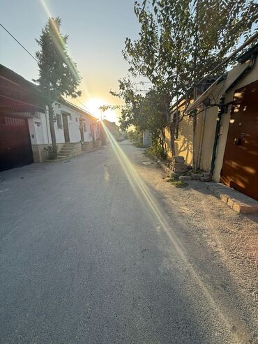 Həyət evləri və villaların satışı: 1 otaqlı, 40 kv. m, Orta təmir — 2