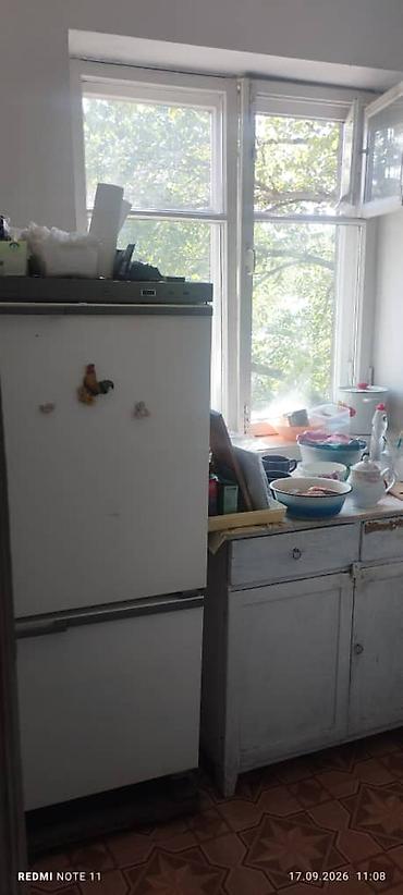 без агенство: 2 комнаты, 39 м², Азия Молл Хрущевка, 3 этаж, Требуется ремонт — 6